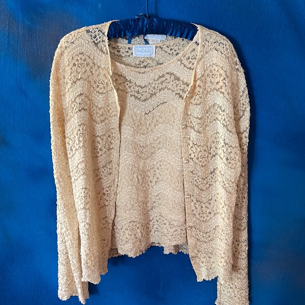 Vintage Lace 2 piece Cardigan & Tank - Picture 7 of 9